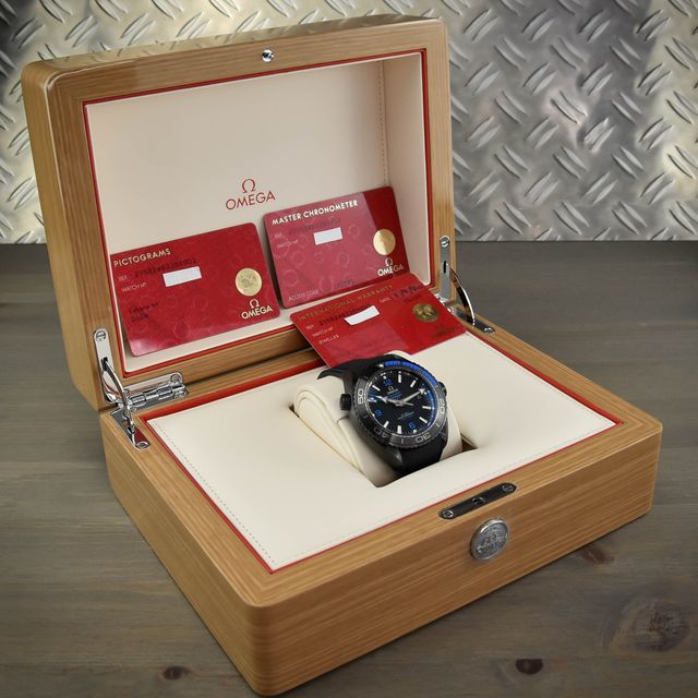 Omega Planet Ocean 215.92.46.22.01.002 Image 5